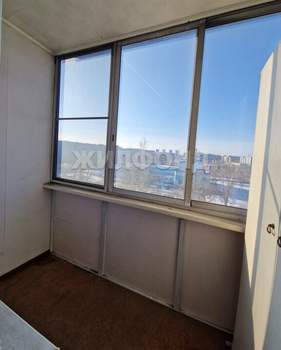 2-к квартира, вторичка, 40м2, 7/9 этаж