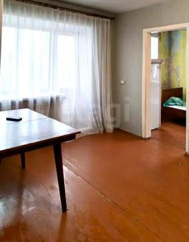 2-к квартира, вторичка, 42м2, 4/5 этаж