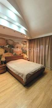 3-к квартира, вторичка, 92м2, 8/10 этаж