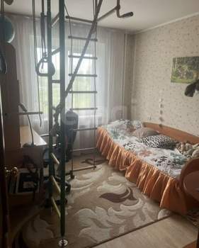 4-к квартира, вторичка, 78м2, 2/9 этаж