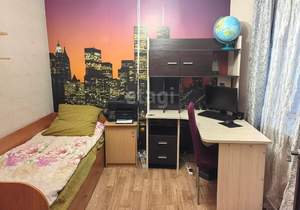4-к квартира, вторичка, 60м2, 5/5 этаж