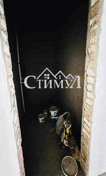 Студия квартира, вторичка, 86м2, 1/5 этаж