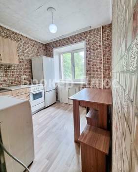 3-к квартира, вторичка, 42м2, 3/5 этаж