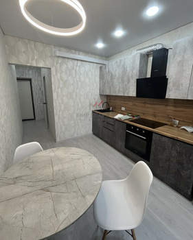 2-к квартира, вторичка, 66м2, 1/9 этаж