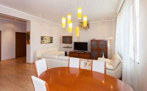 3-к квартира, вторичка, 113м2, 5/5 этаж