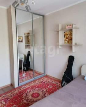 4-к квартира, вторичка, 82м2, 2/5 этаж