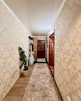 3-к квартира, вторичка, 65м2, 1/10 этаж