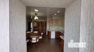 3-к квартира, вторичка, 72м2, 2/10 этаж