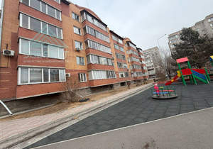 2-к квартира, вторичка, 52м2, 1/5 этаж