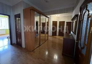 4-к квартира, вторичка, 118м2, 8/9 этаж