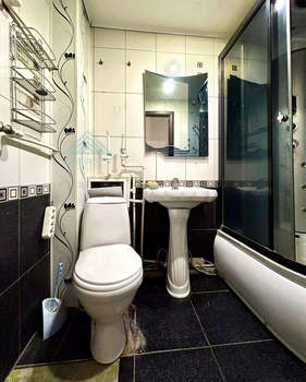 2-к квартира, вторичка, 44м2, 1/5 этаж