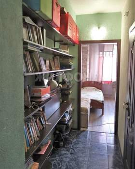 4-к квартира, вторичка, 107м2, 1/9 этаж