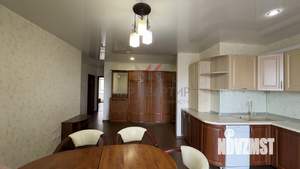 3-к квартира, вторичка, 72м2, 2/10 этаж