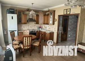 2-к квартира, вторичка, 64м2, 1/9 этаж