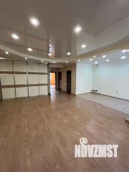 3-к квартира, вторичка, 105м2, -1/5 этаж