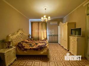 4-к квартира, вторичка, 118м2, 2/8 этаж