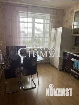 2-к квартира, вторичка, 64м2, 5/5 этаж