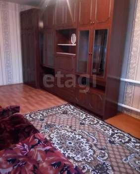 2-к квартира, вторичка, 43м2, 1/5 этаж