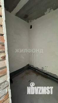 Студия квартира, вторичка, 32м2, 1/4 этаж