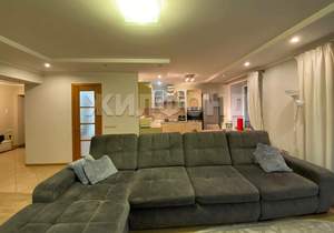 2-к квартира, вторичка, 72м2, 5/5 этаж