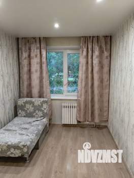 2-к квартира, вторичка, 42м2, 1/5 этаж