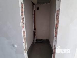 2-к квартира, вторичка, 39м2, 1/4 этаж