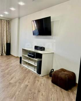 2-к квартира, вторичка, 77м2, 9/9 этаж