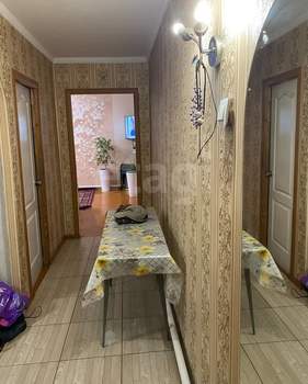 3-к квартира, вторичка, 63м2, 1/2 этаж