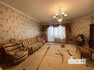 4-к квартира, вторичка, 118м2, 2/8 этаж
