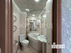 4-к квартира, вторичка, 81м2, 9/9 этаж