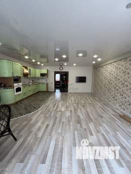 3-к квартира, вторичка, 107м2, 1/9 этаж