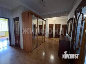 4-к квартира, вторичка, 118м2, 8/9 этаж