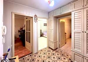 3-к квартира, вторичка, 61м2, 5/5 этаж