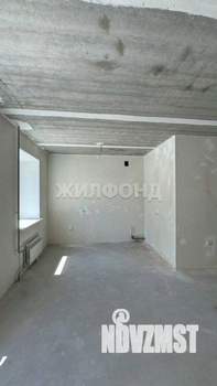 Студия квартира, вторичка, 32м2, 1/4 этаж