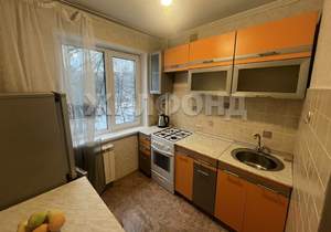 2-к квартира, вторичка, 44м2, 3/5 этаж