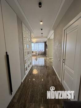 3-к квартира, вторичка, 90м2, 3/16 этаж