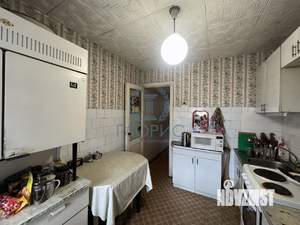 3-к квартира, вторичка, 63м2, 4/5 этаж