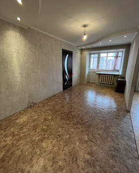 2-к квартира, вторичка, 43м2, 4/4 этаж