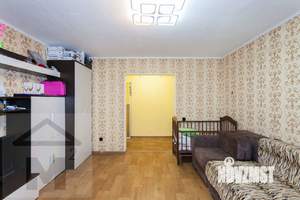 3-к квартира, вторичка, 61м2, 1/8 этаж