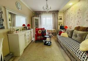 2-к квартира, вторичка, 57м2, 1/5 этаж
