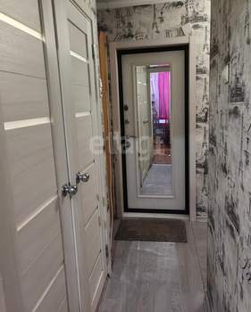 4-к квартира, вторичка, 60м2, 5/5 этаж
