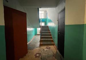 3-к квартира, вторичка, 54м2, 1/5 этаж