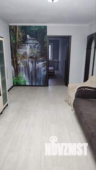 2-к квартира, вторичка, 46м2, 2/5 этаж